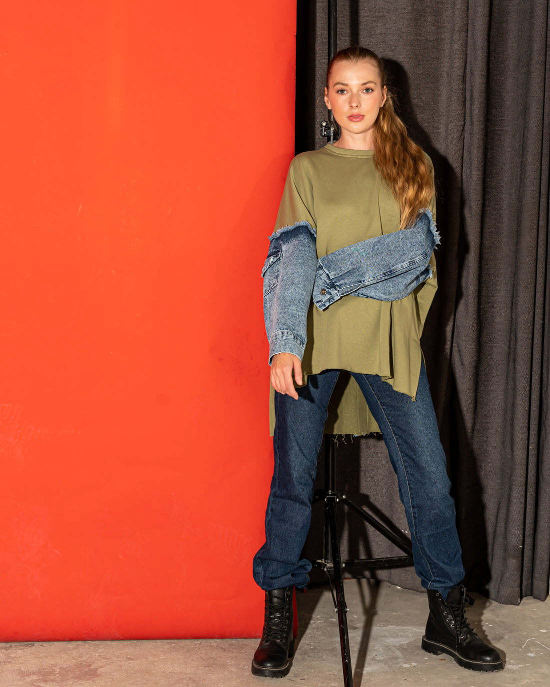 Denim Slevees Sweatshirt - Olive